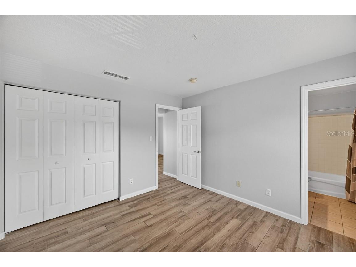 4872 Beach Drive SE #D Saint Petersburg FL 33705 TB8451376 image18