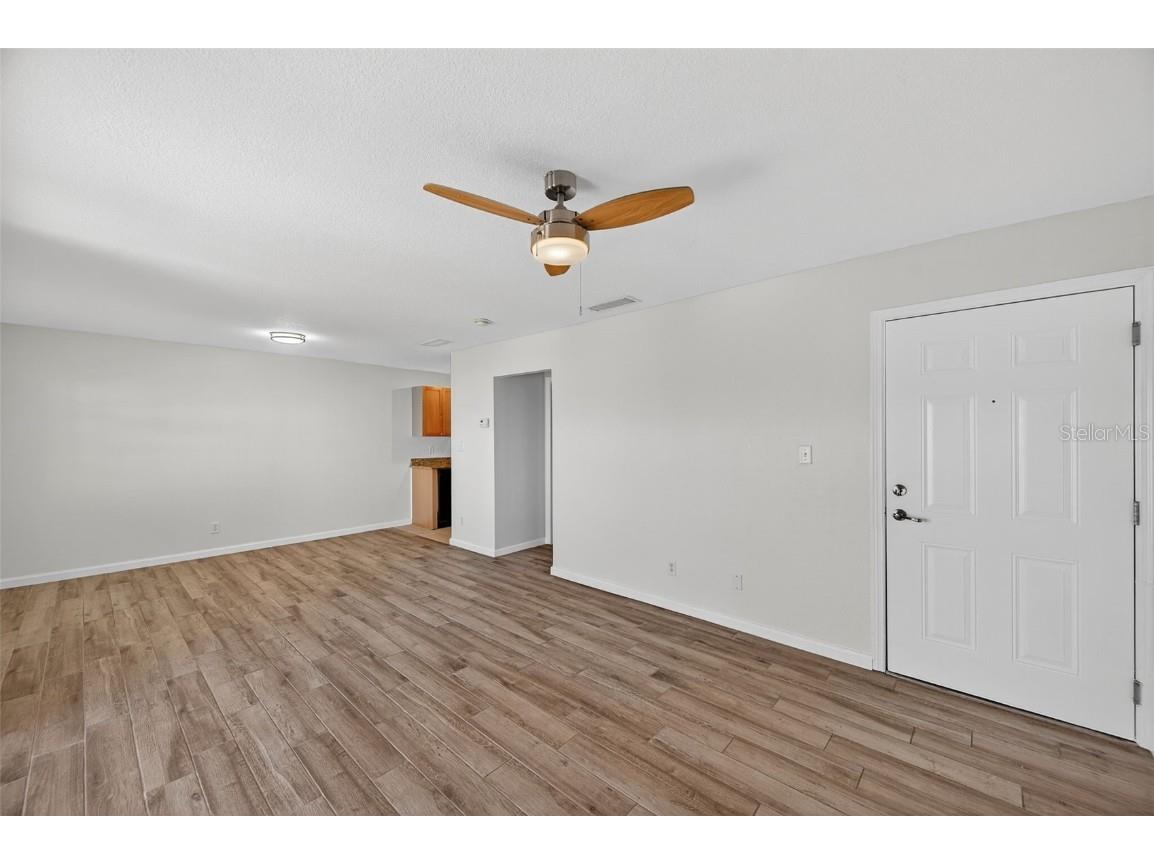 4872 Beach Drive SE #D Saint Petersburg FL 33705 TB8451376 image4