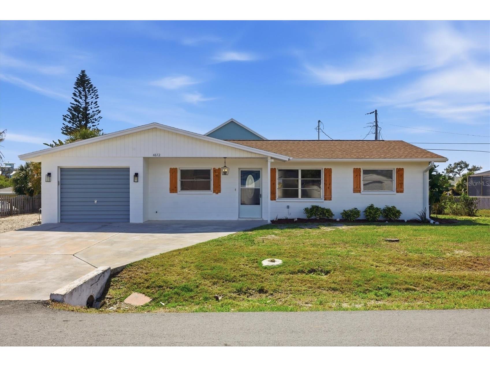 4872 Nautilus Road Venice FL 34293 - LEMON BAY A4685200 image1