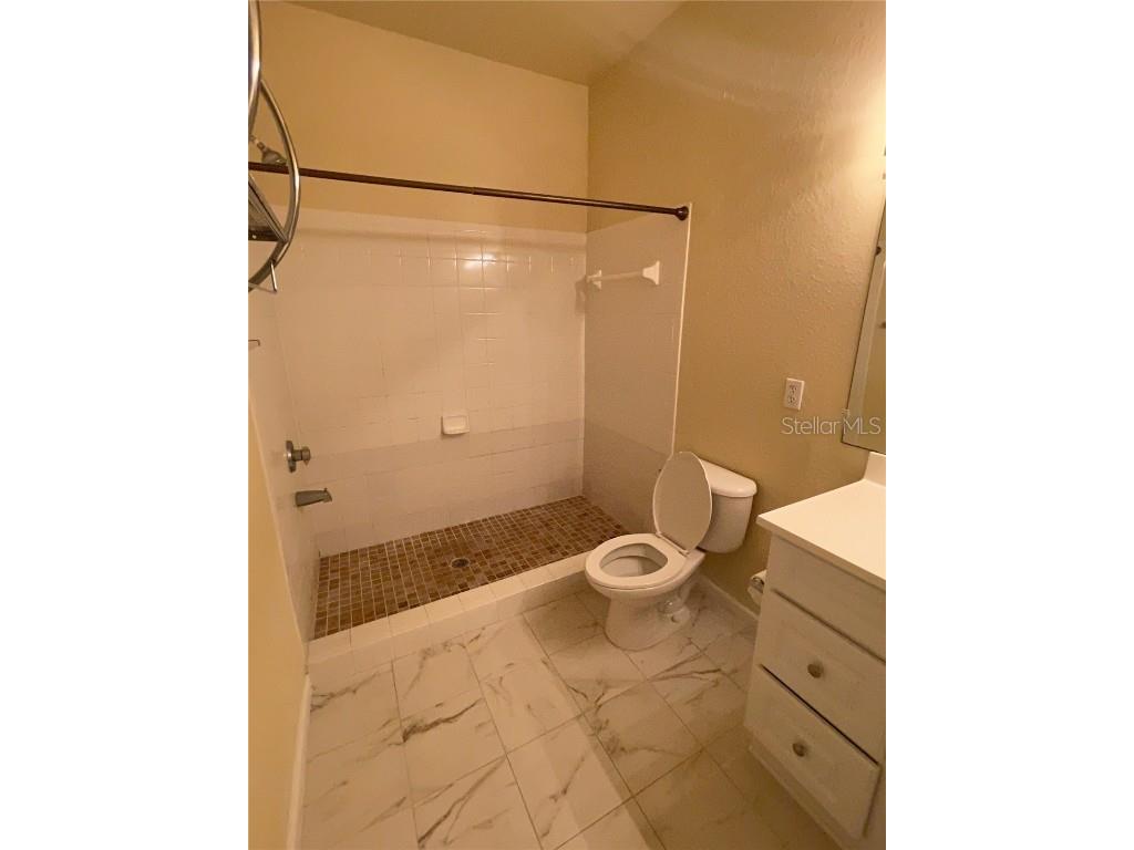 4872 NW 42nd Road #106 Gainesville FL 32606 GC533410 image22