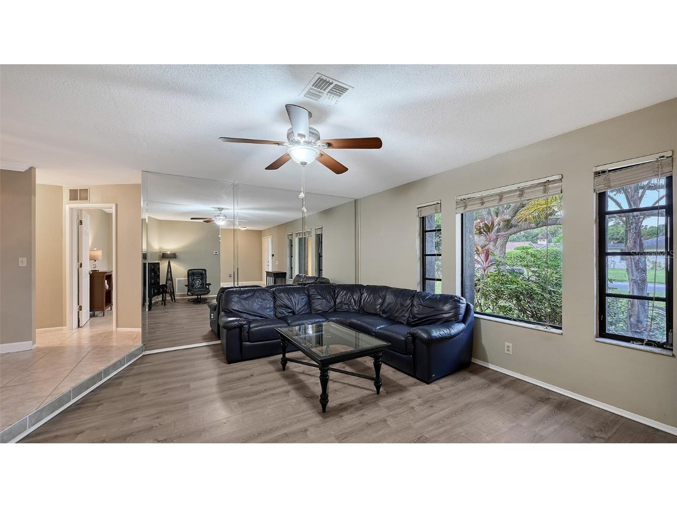 4873 Huntleigh Drive Sarasota FL 34233 A4666290 image4