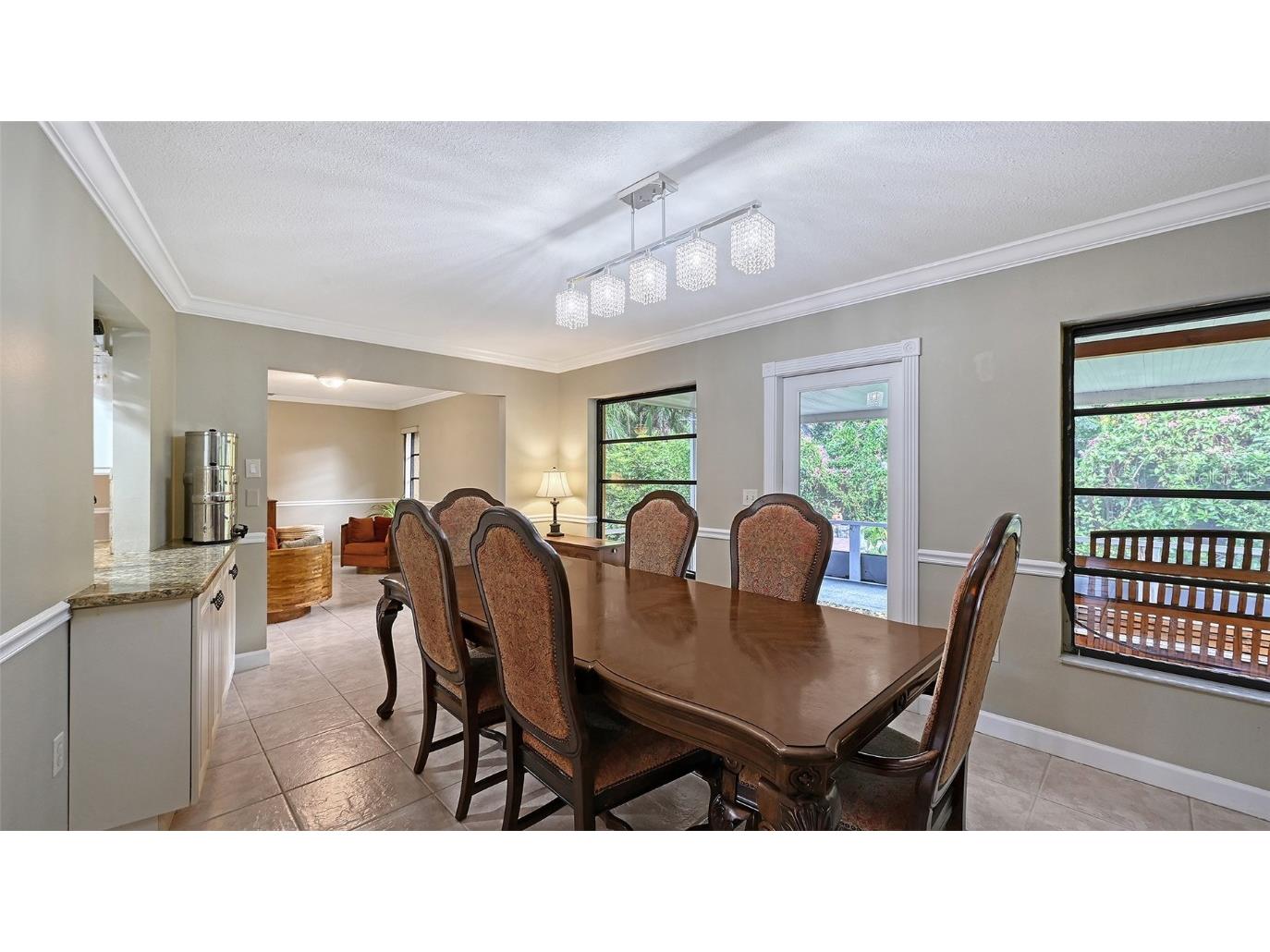 4873 Huntleigh Drive Sarasota FL 34233 A4666290 image7