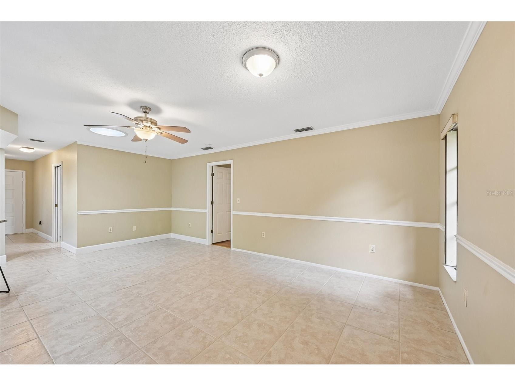 4873 Huntleigh Drive Sarasota FL 34233 A4697035 image14