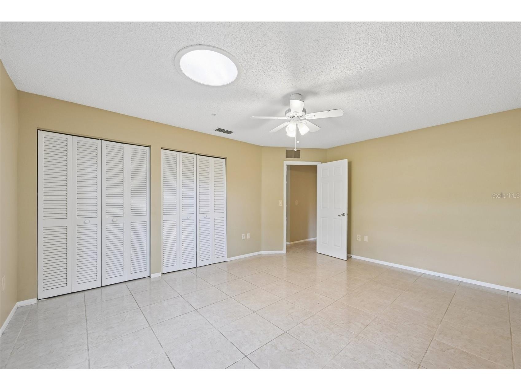 4873 Huntleigh Drive Sarasota FL 34233 A4697035 image34