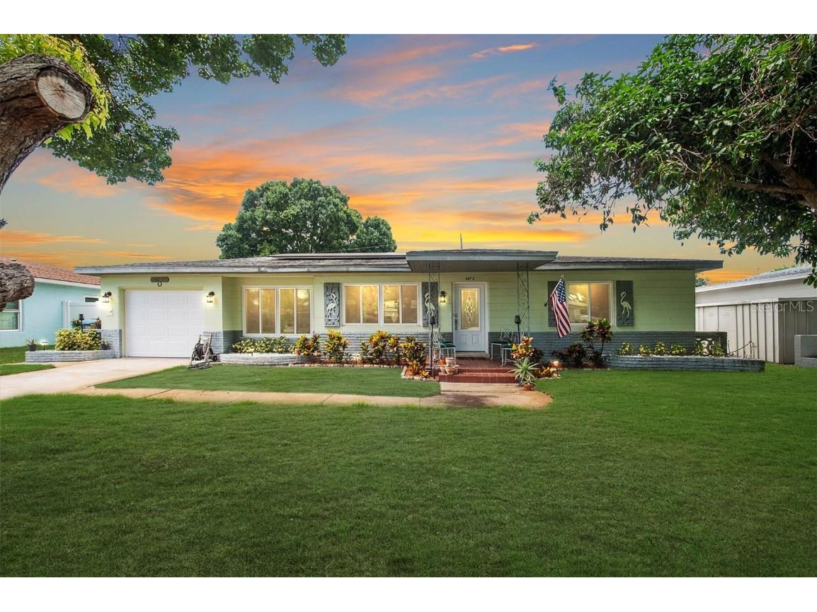 4873 Lake Charles Drive N Kenneth City FL 33709 U8249809 image1