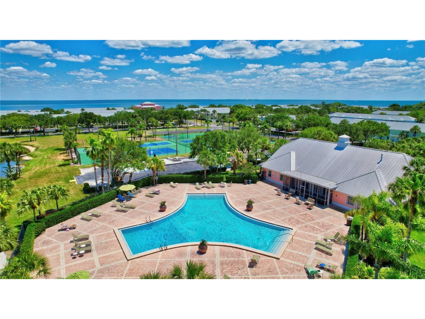 4875 Coquina Key Drive SE #C Saint Petersburg FL 33705 TB8451245 image29