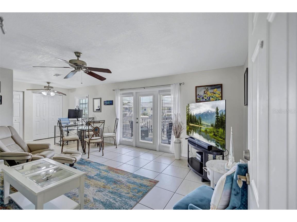 4875 Coquina Key Drive SE #C Saint Petersburg FL 33705 TB8451245 image4