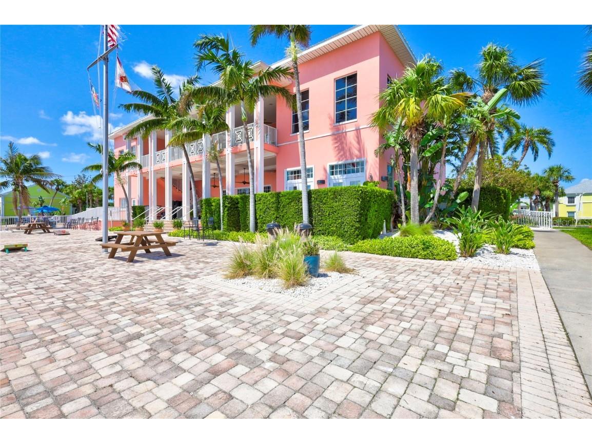 4875 Coquina Key Drive SE #C Saint Petersburg FL 33705 TB8451245 image47