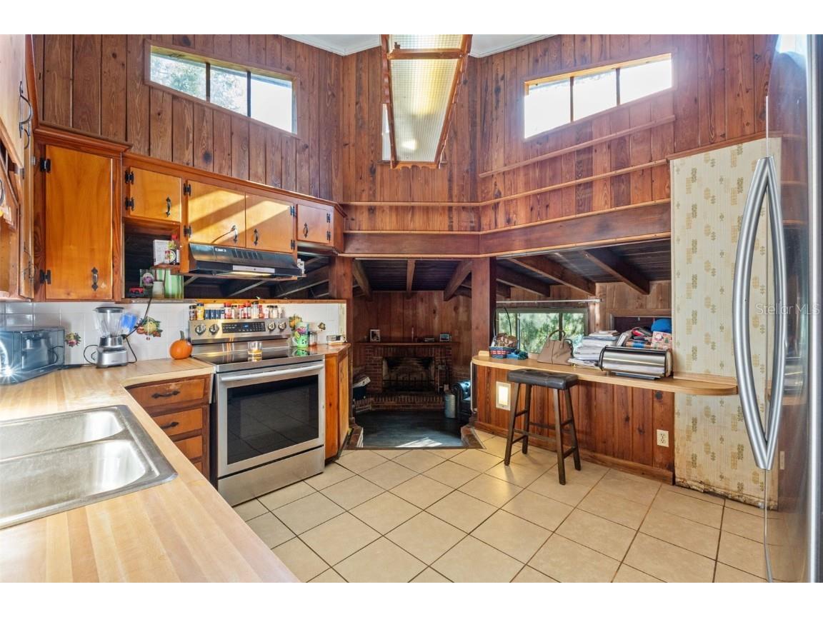 4877 Merlin Circle Dade City FL 33523 W7880928 image25