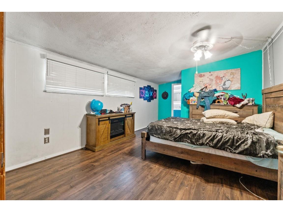 4877 Merlin Circle Dade City FL 33523 W7880928 image32