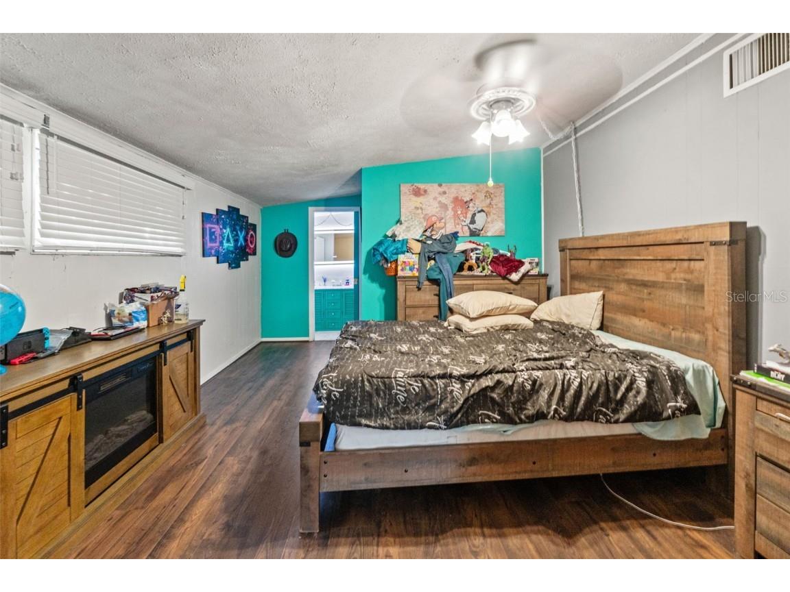 4877 Merlin Circle Dade City FL 33523 W7880928 image33