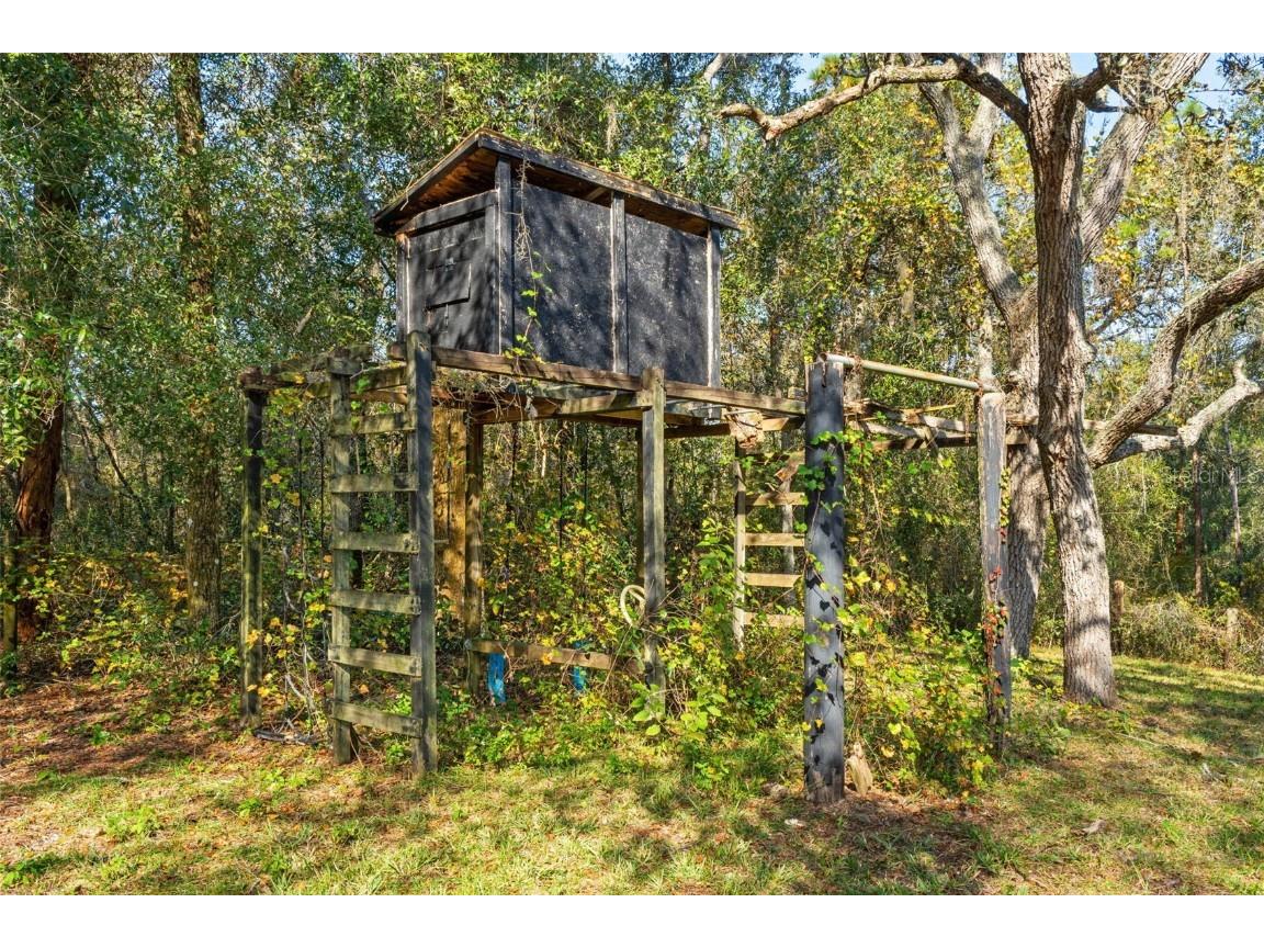 4877 Merlin Circle Dade City FL 33523 W7880928 image50