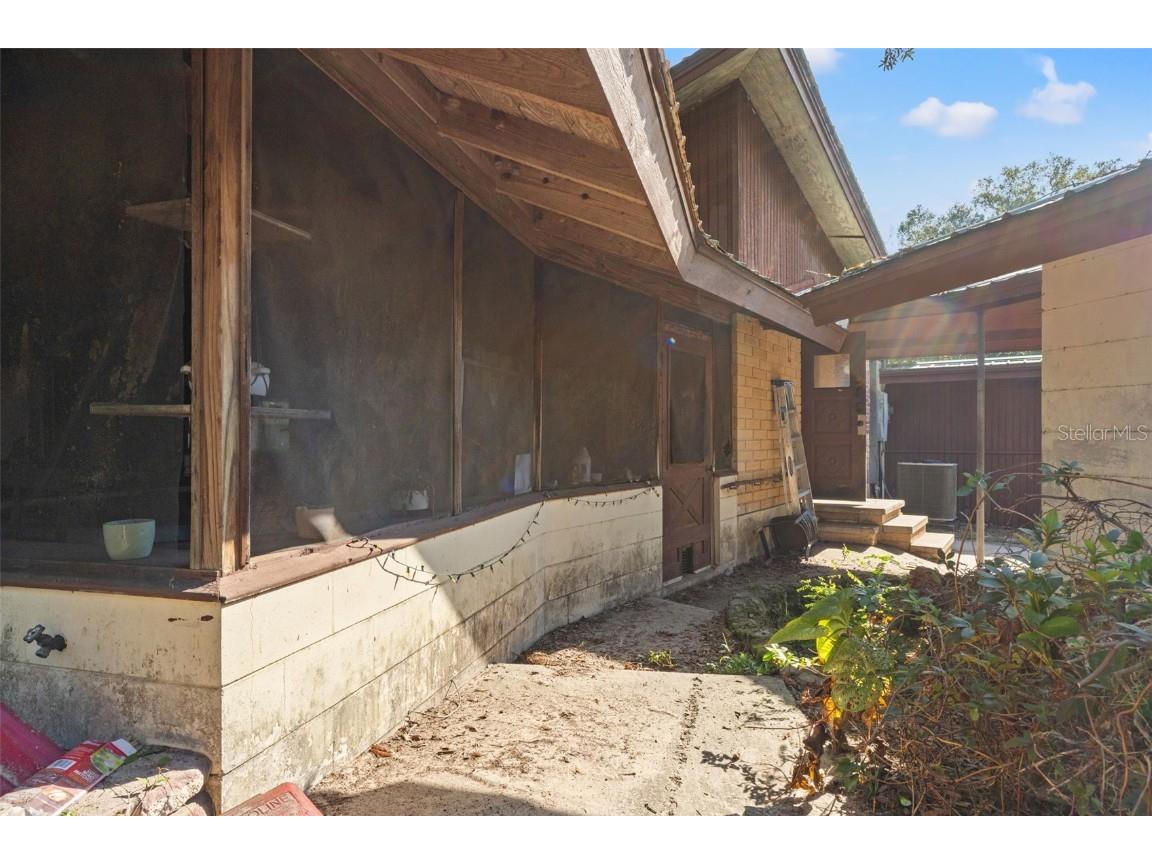 4877 Merlin Circle Dade City FL 33523 W7880928 image58