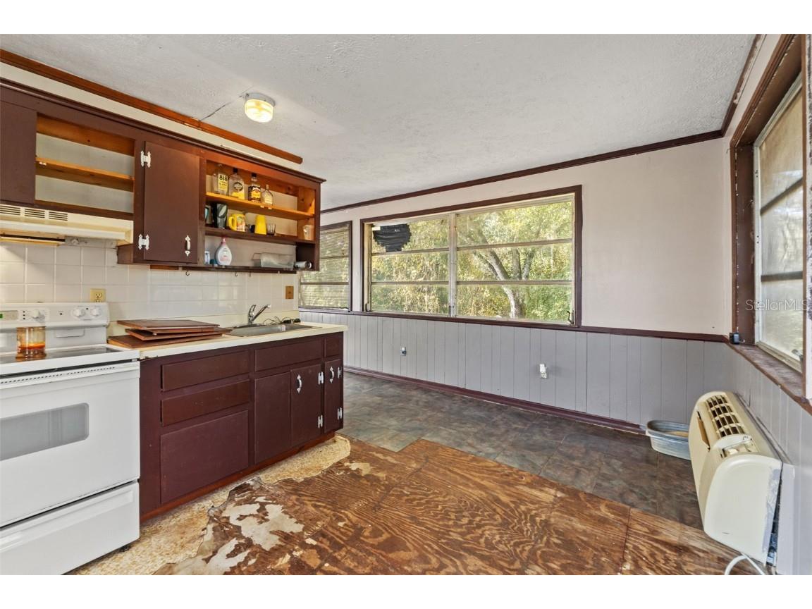 4877 Merlin Circle Dade City FL 33523 W7880928 image63