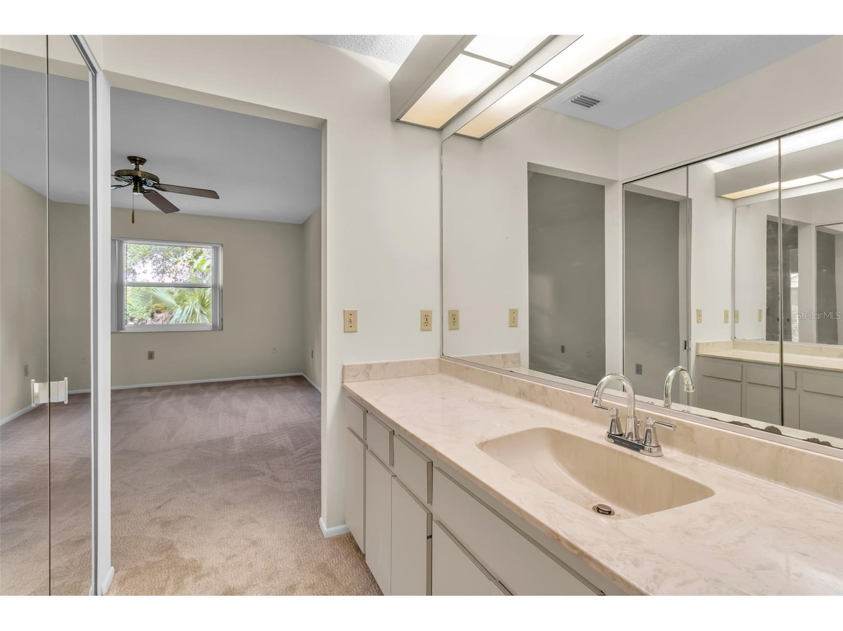 4877 Village Gardens Drive #193 Sarasota FL 34234 A4696704 image26