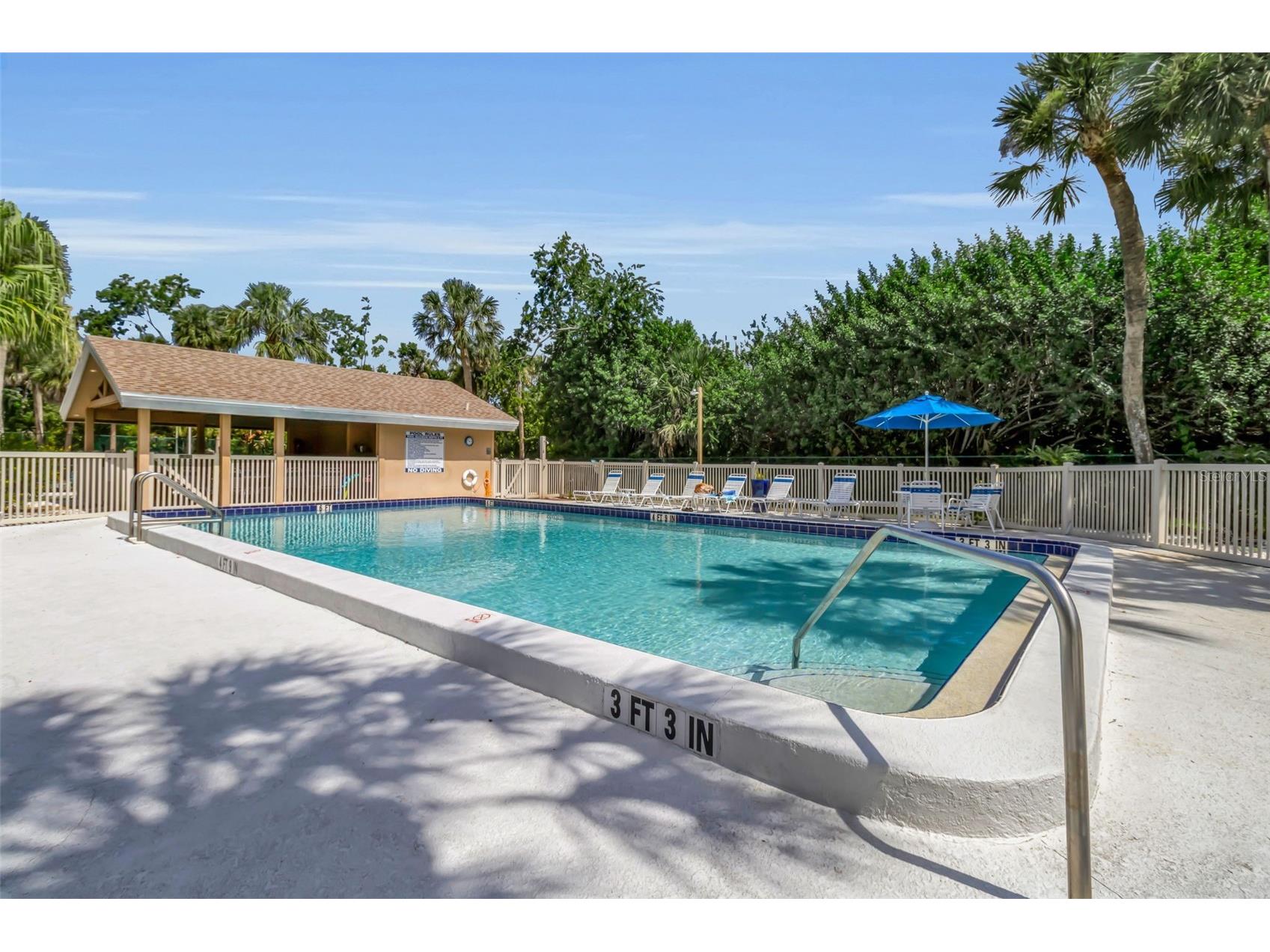 4877 Village Gardens Drive #193 Sarasota FL 34234 A4696704 image32