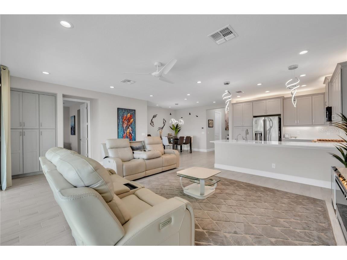 4878 Avila Lakes Drive Wimauma FL 33598 TB8455941 image11