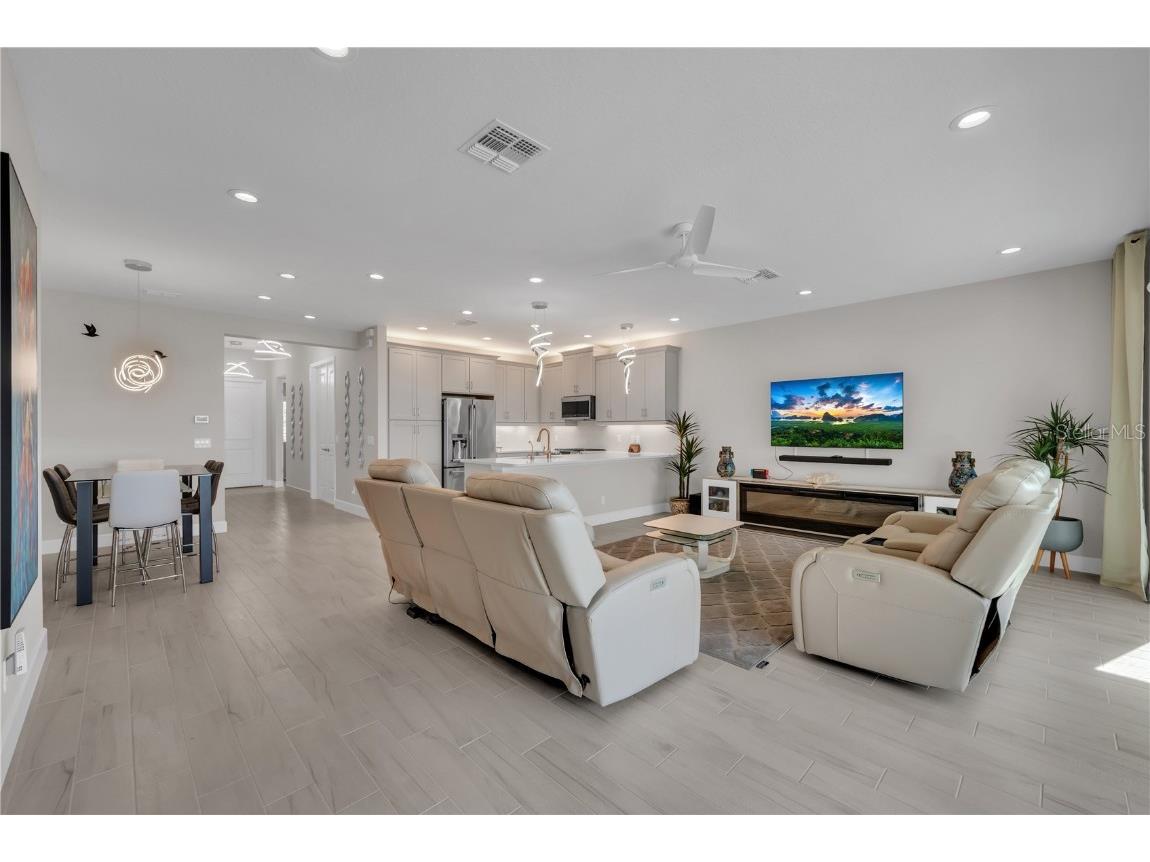 4878 Avila Lakes Drive Wimauma FL 33598 TB8455941 image12