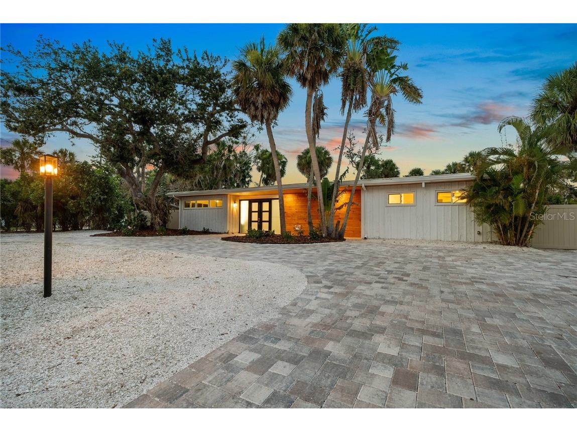 4879 Commonwealth Drive Sarasota FL 34242 A4657954 image3