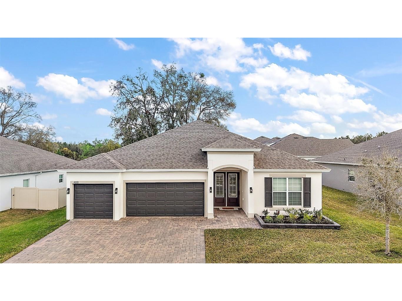 488 Avila Place Howey In The Hills FL 34737 G5095959 image1