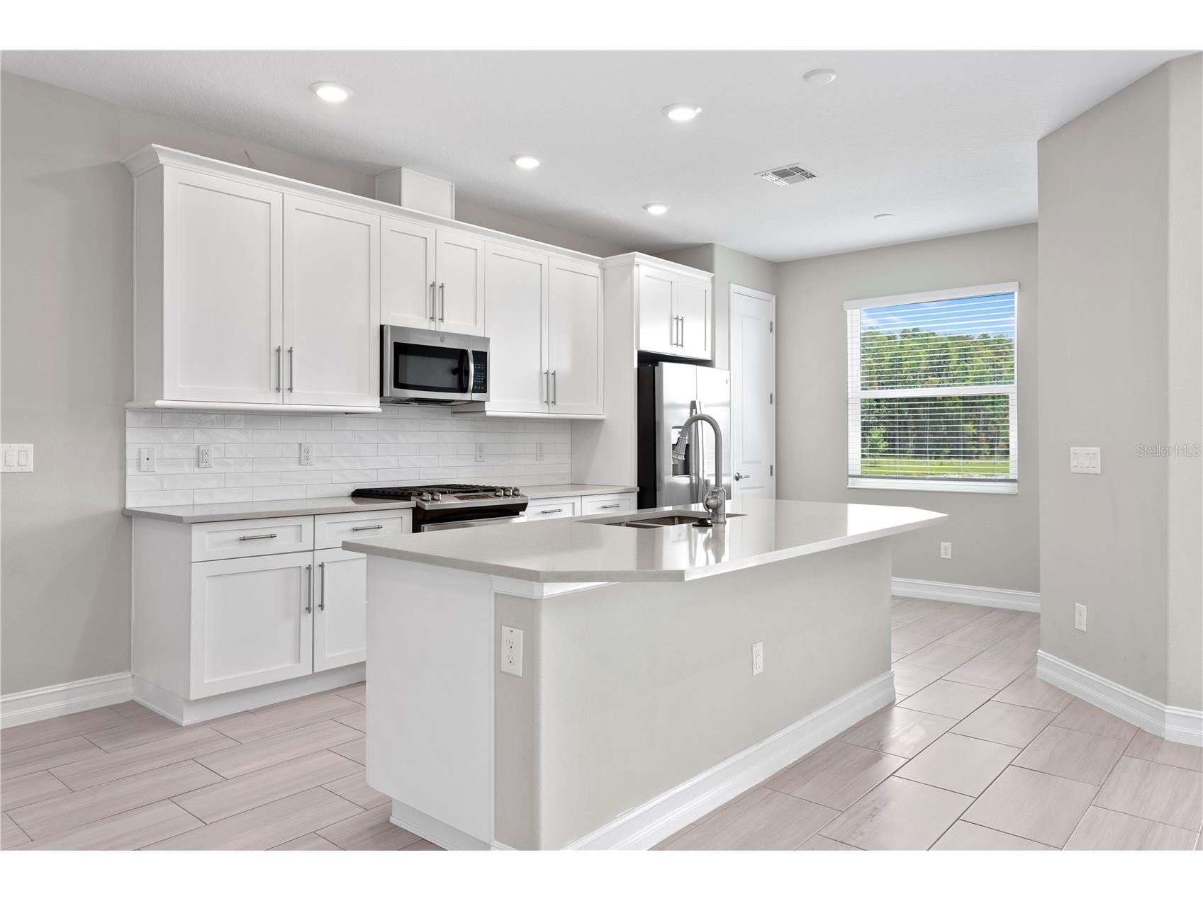 4880 Isola Court Wesley Chapel FL 33543 TB8502148 image6