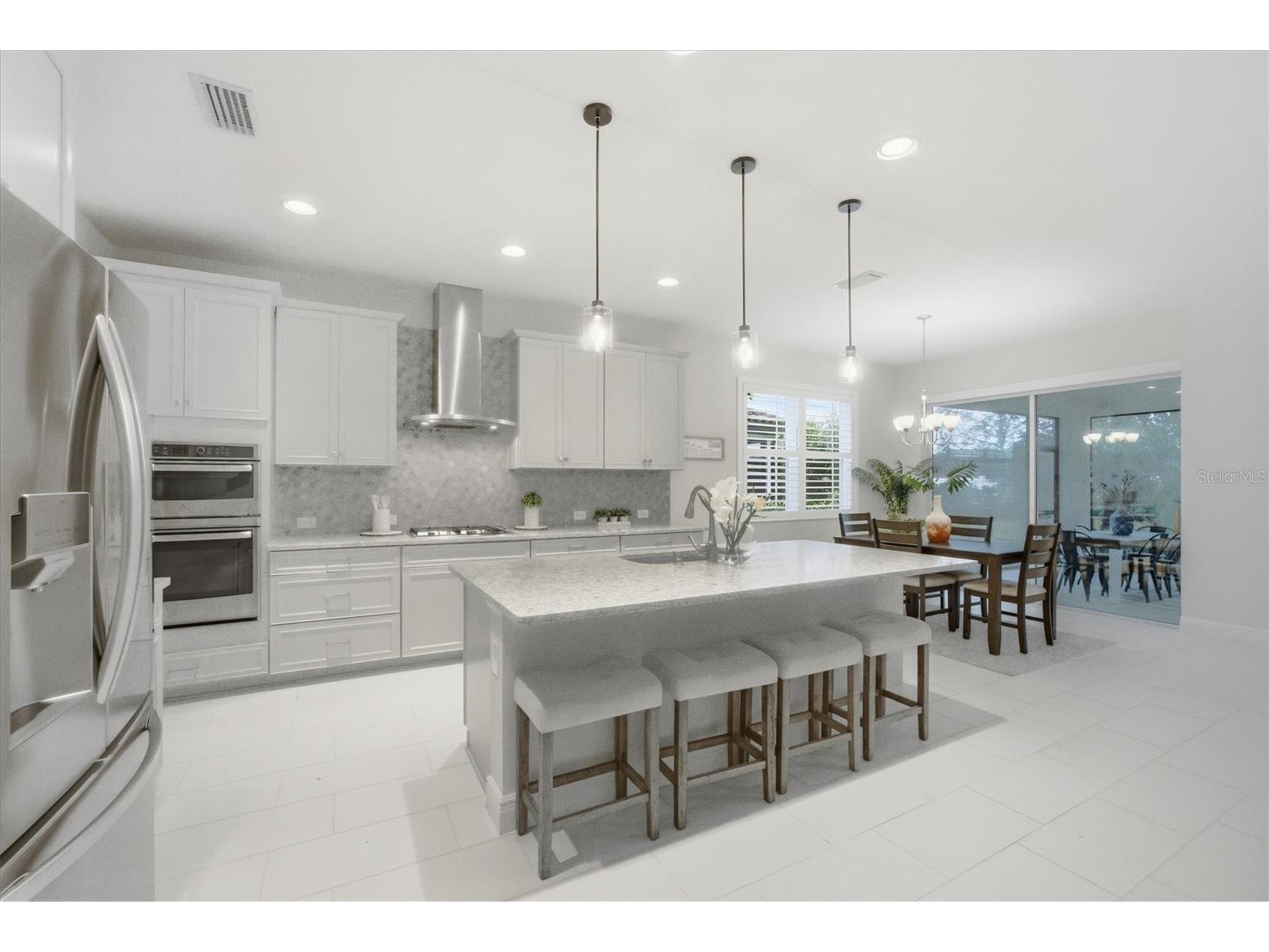 4881 Antrim Drive Sarasota FL 34240 A4678761 image13