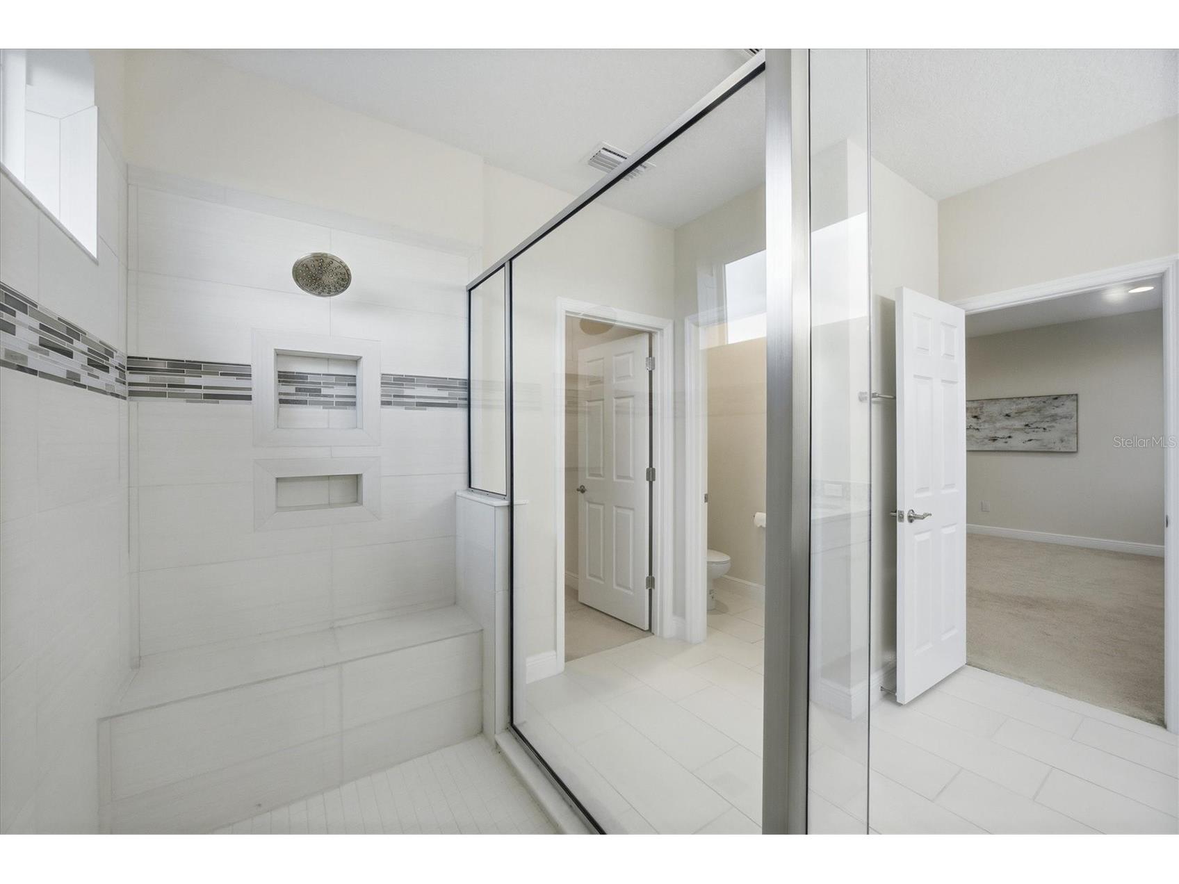 4881 Antrim Drive Sarasota FL 34240 A4678761 image35