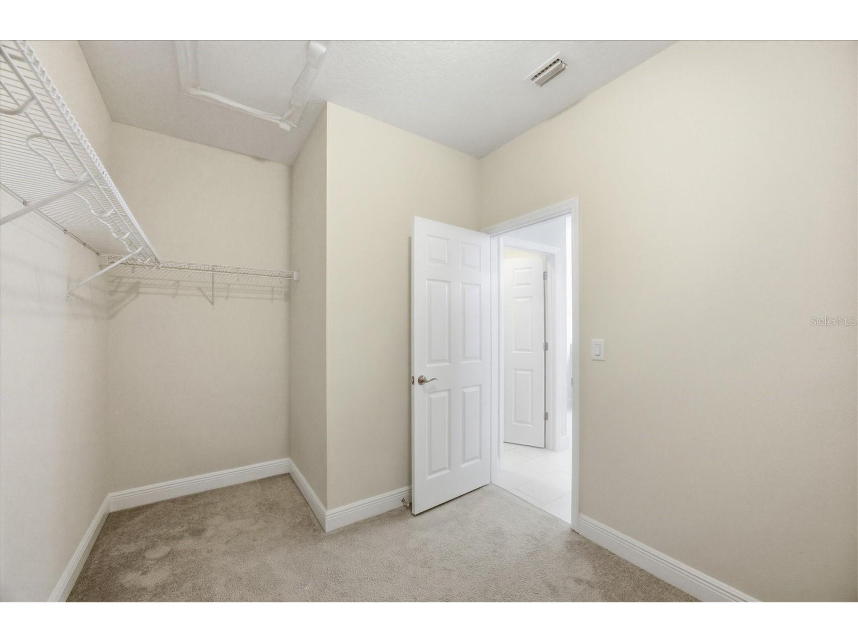 4881 Antrim Drive Sarasota FL 34240 A4678761 image36