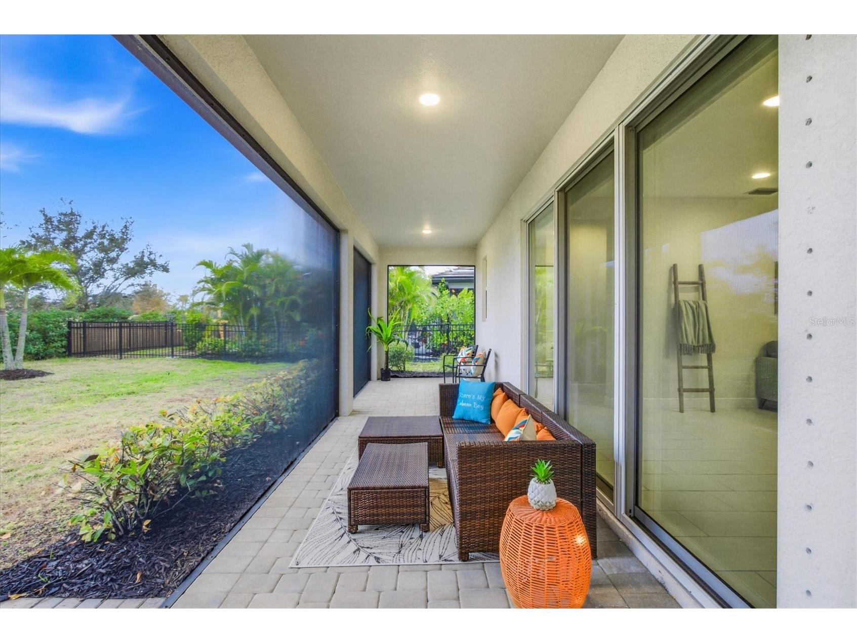 4881 Antrim Drive Sarasota FL 34240 A4678761 image50