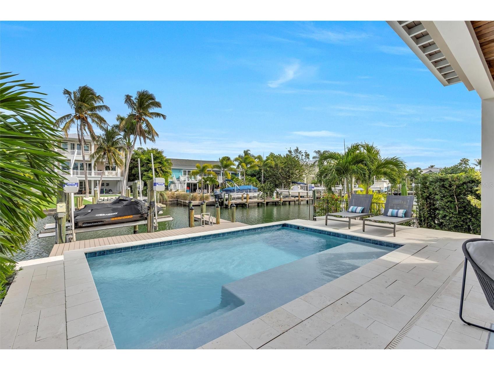 4881 Oxford Drive Siesta Key FL 34242 - GRAND CANAL A4677832 image24