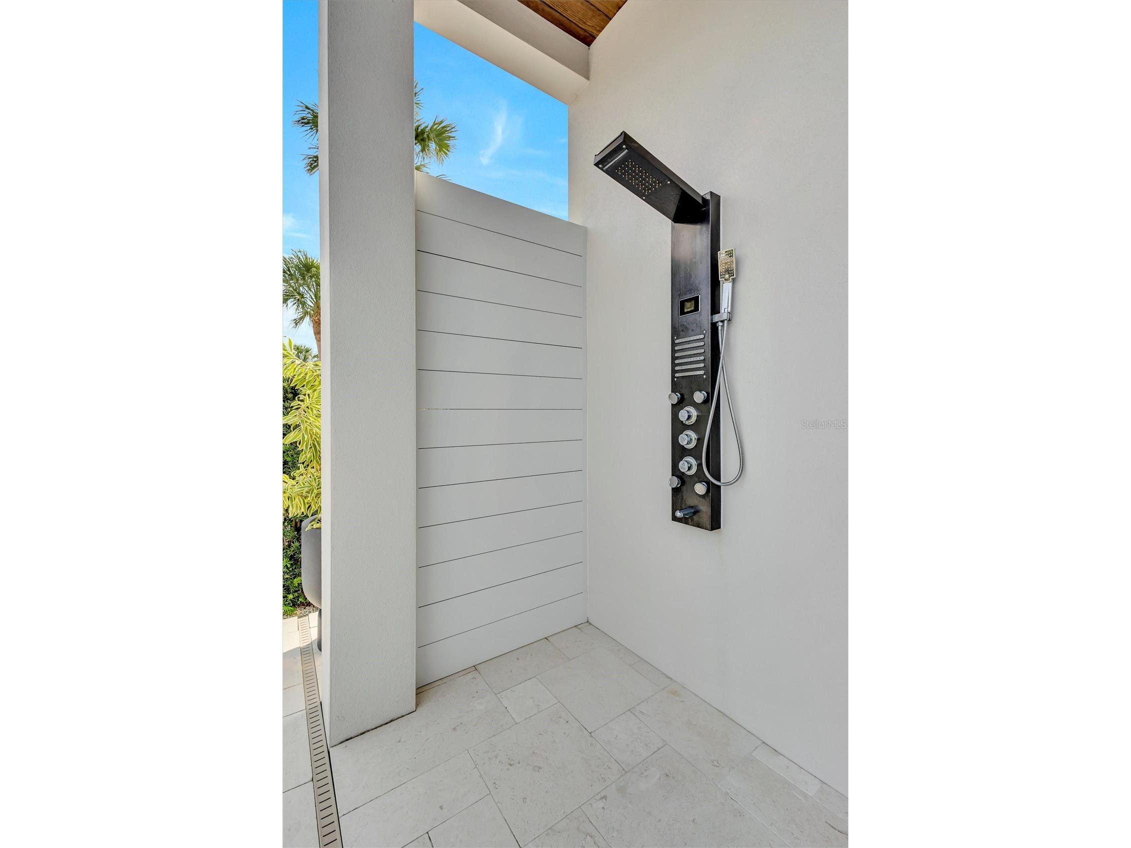 4881 Oxford Drive Siesta Key FL 34242 - GRAND CANAL A4677832 image27