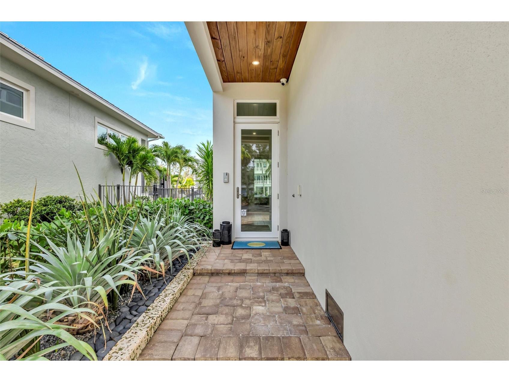 4881 Oxford Drive Siesta Key FL 34242 - GRAND CANAL A4677832 image28