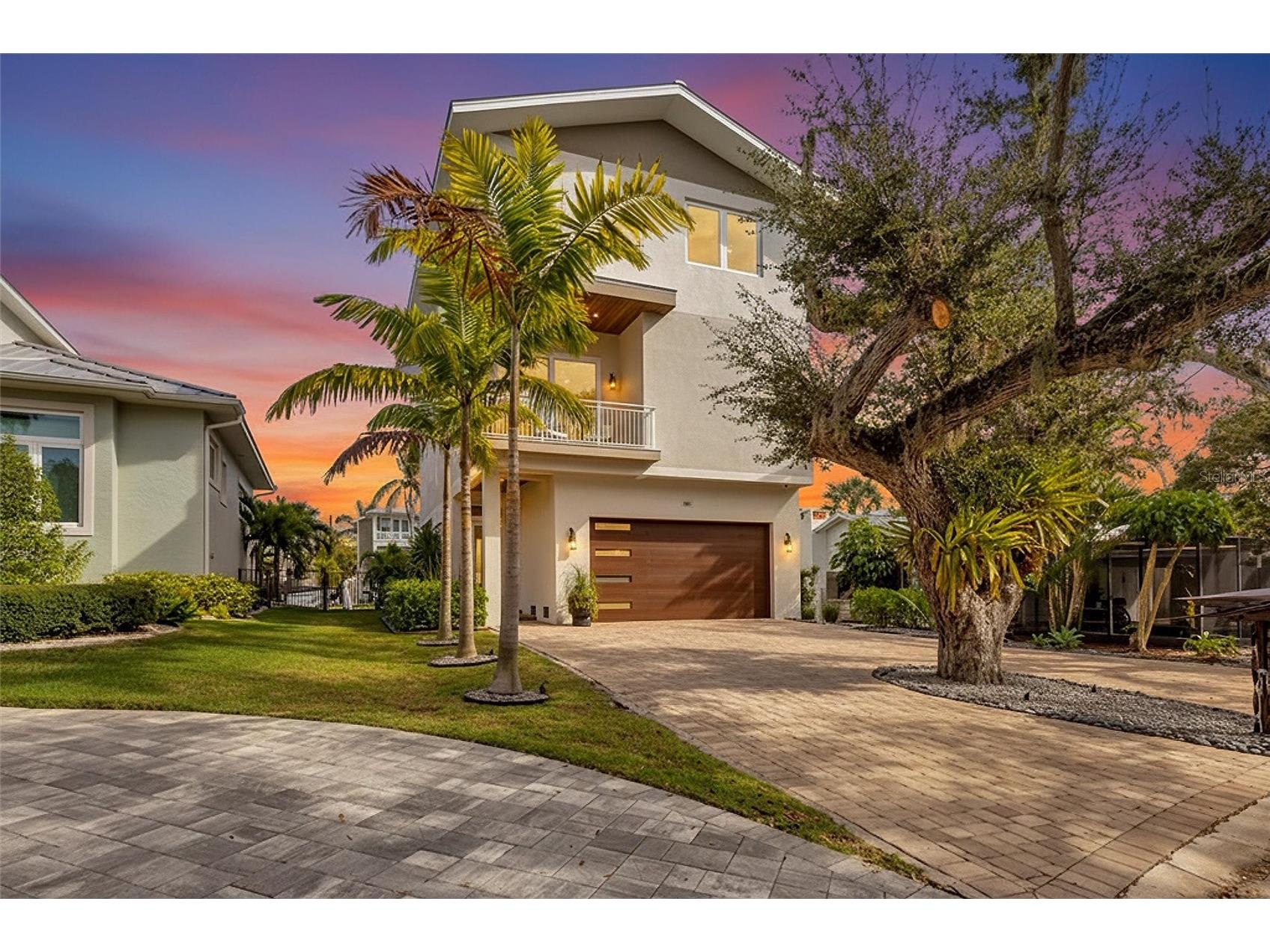 4881 Oxford Drive Siesta Key FL 34242 - GRAND CANAL A4677832 image3