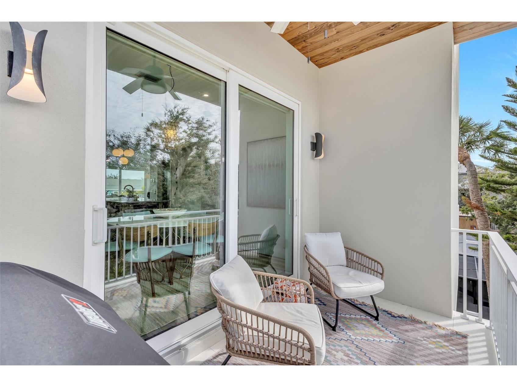4881 Oxford Drive Siesta Key FL 34242 - GRAND CANAL A4677832 image41