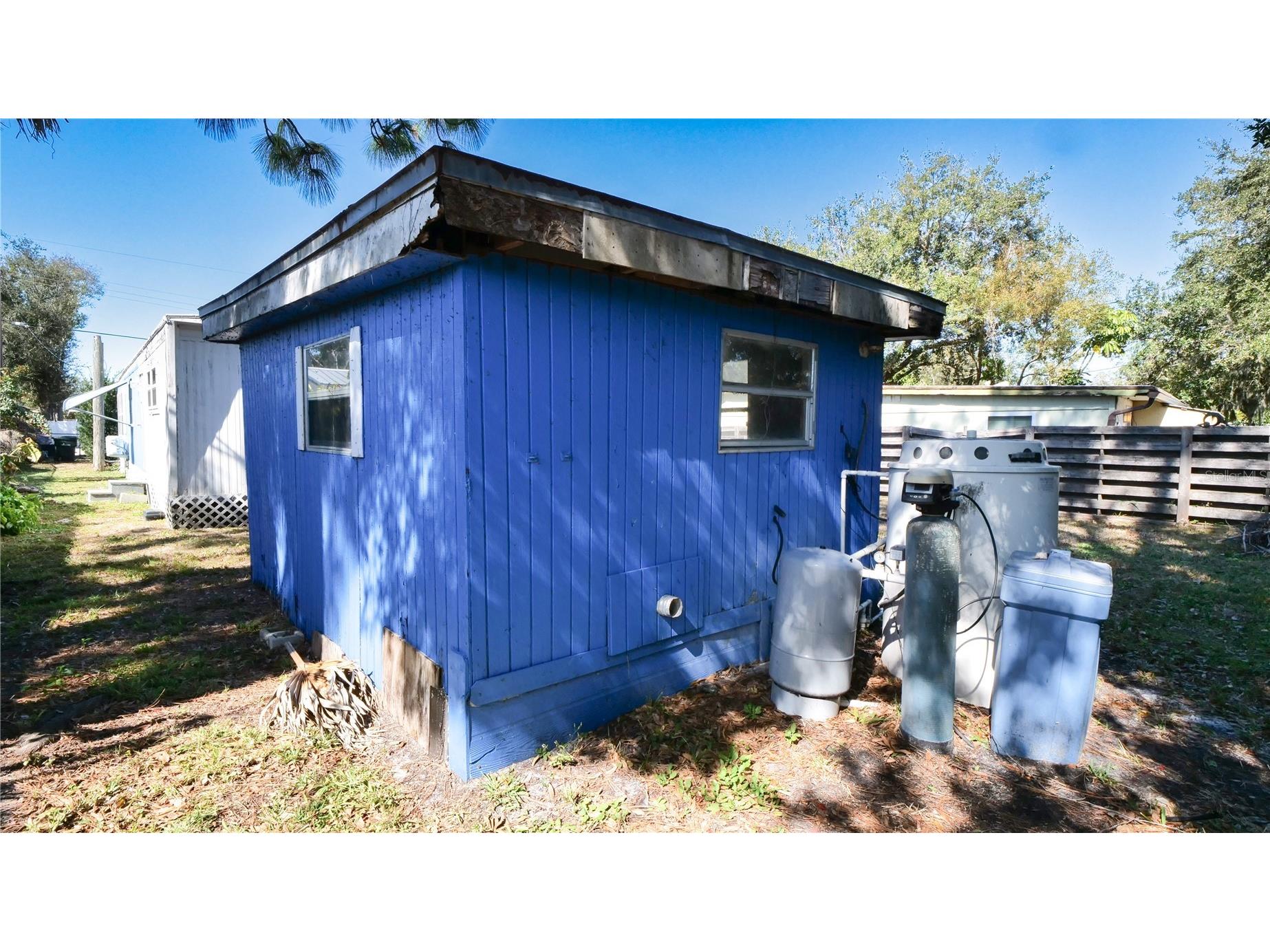 4881 Victoria Avenue Sarasota FL 34233 A4683520 image18