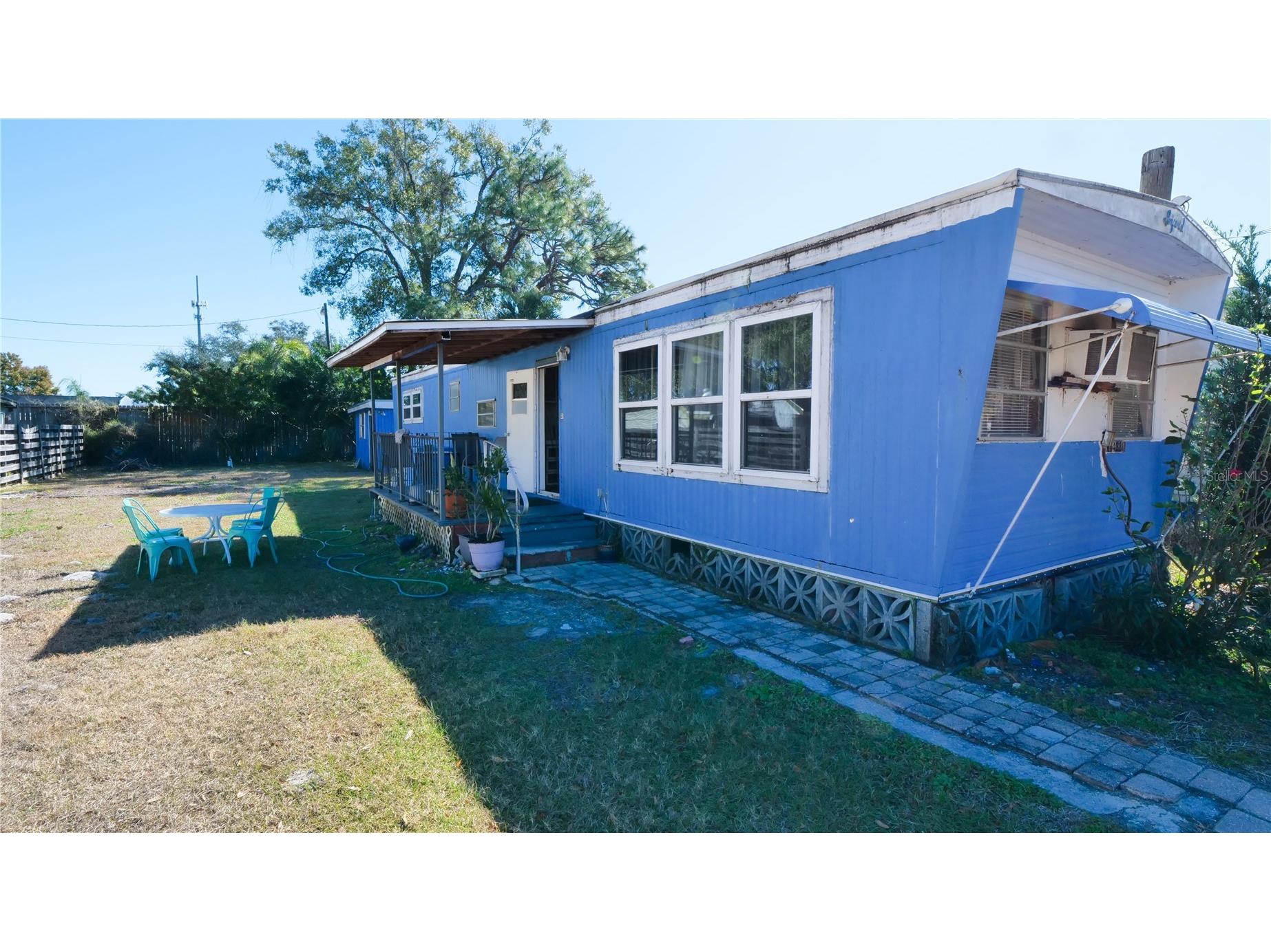 4881 Victoria Avenue Sarasota FL 34233 A4683520 image2