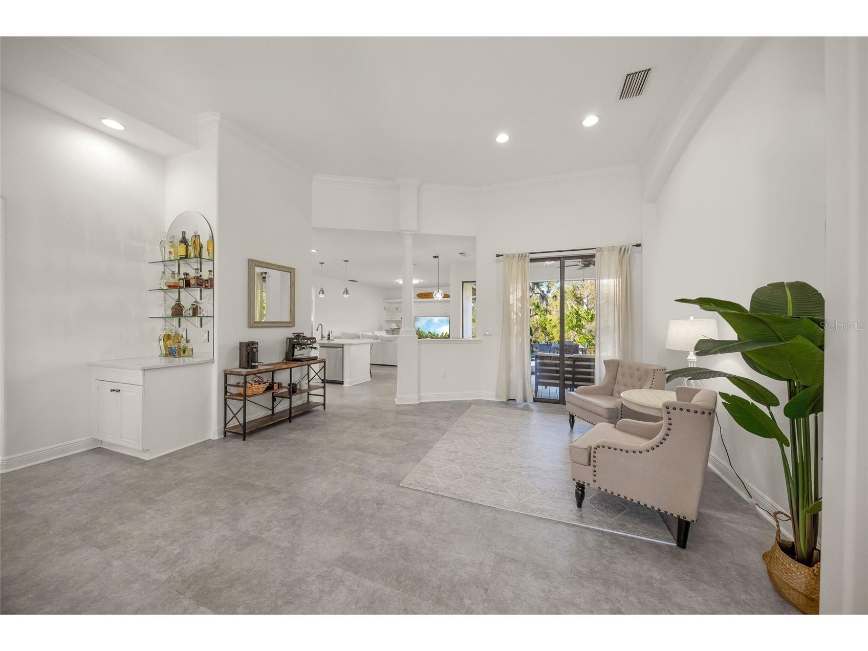 4882 Greymoss Lane Sarasota FL 34233 A4683335 image13