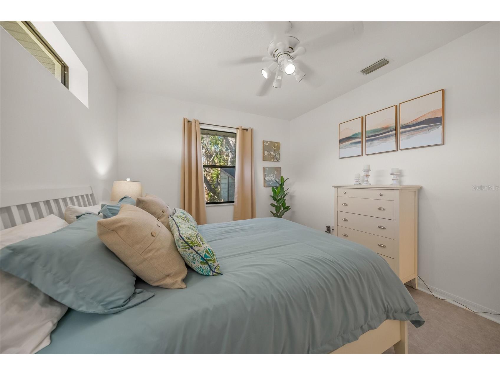 4882 Greymoss Lane Sarasota FL 34233 A4683335 image32