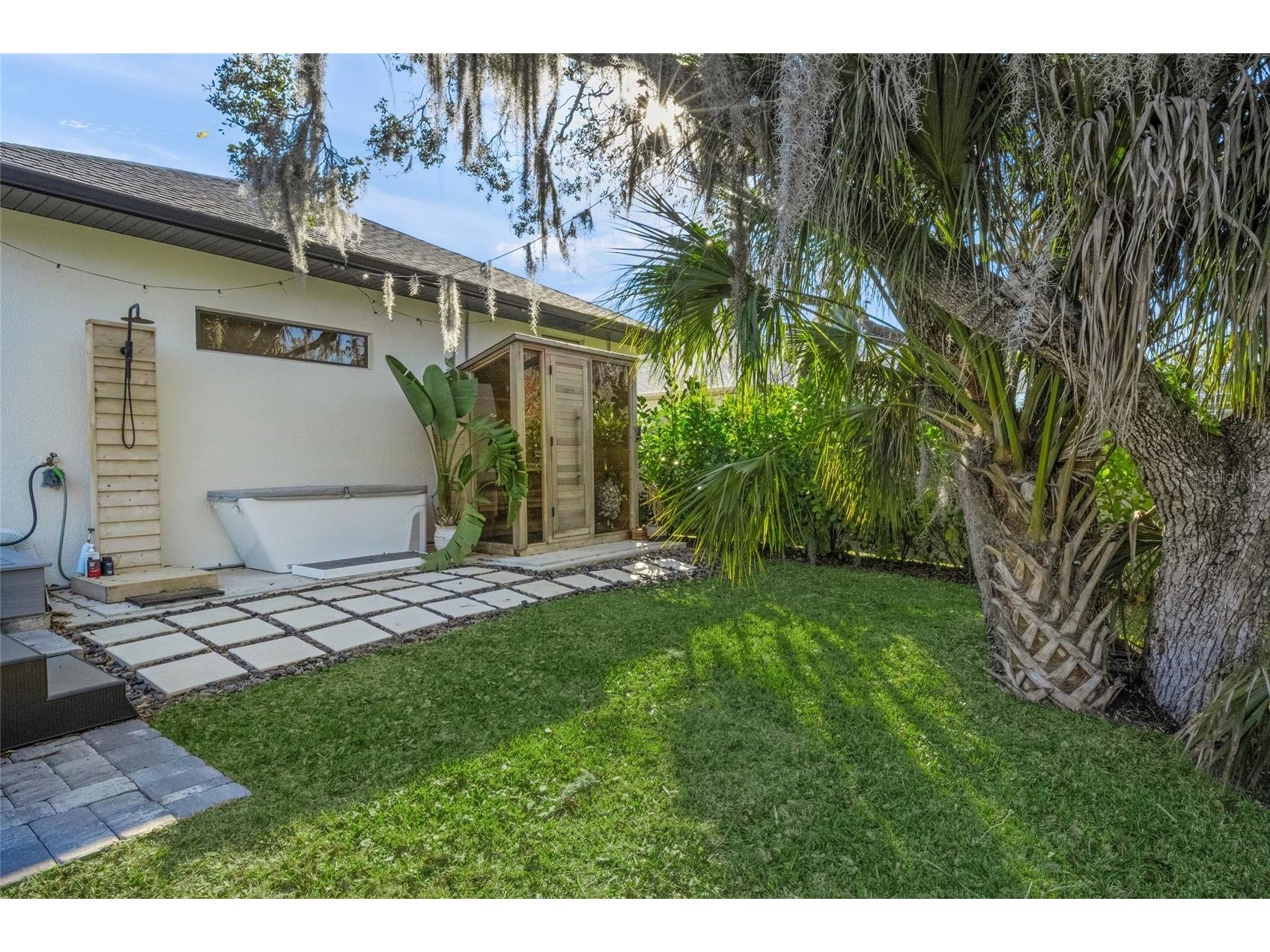 4882 Greymoss Lane Sarasota FL 34233 A4683335 image45