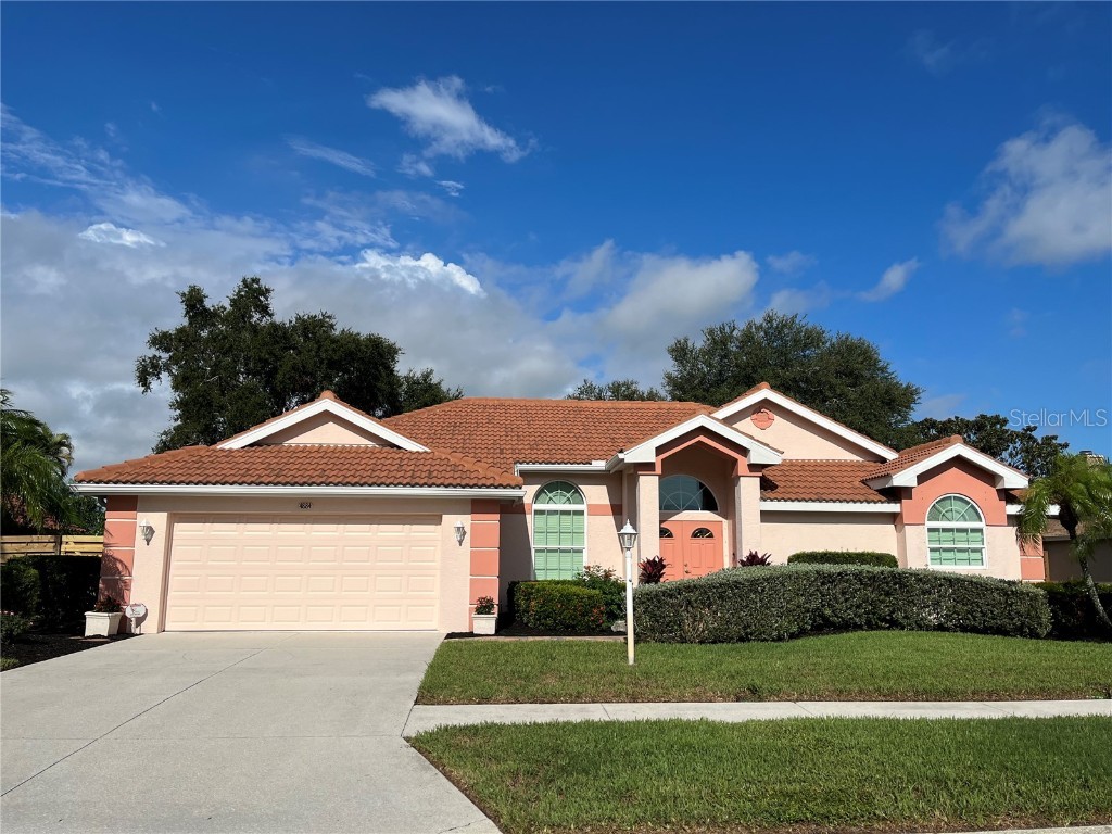 4884 Wood Pointe Way Sarasota FL 34233 A4621875 image1