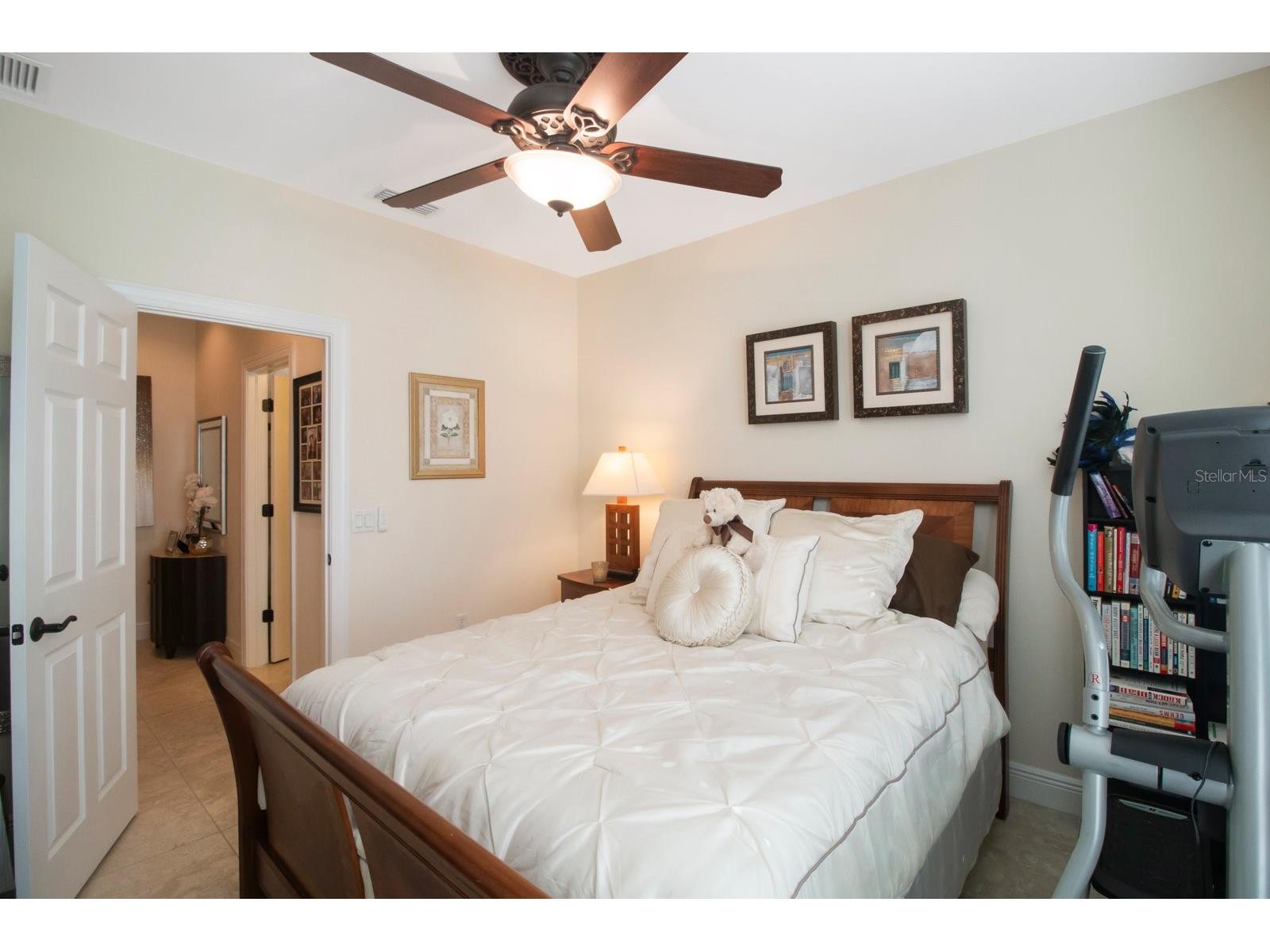 4884 Yacht Club Drive Tampa FL 33616 TB8497678 image29