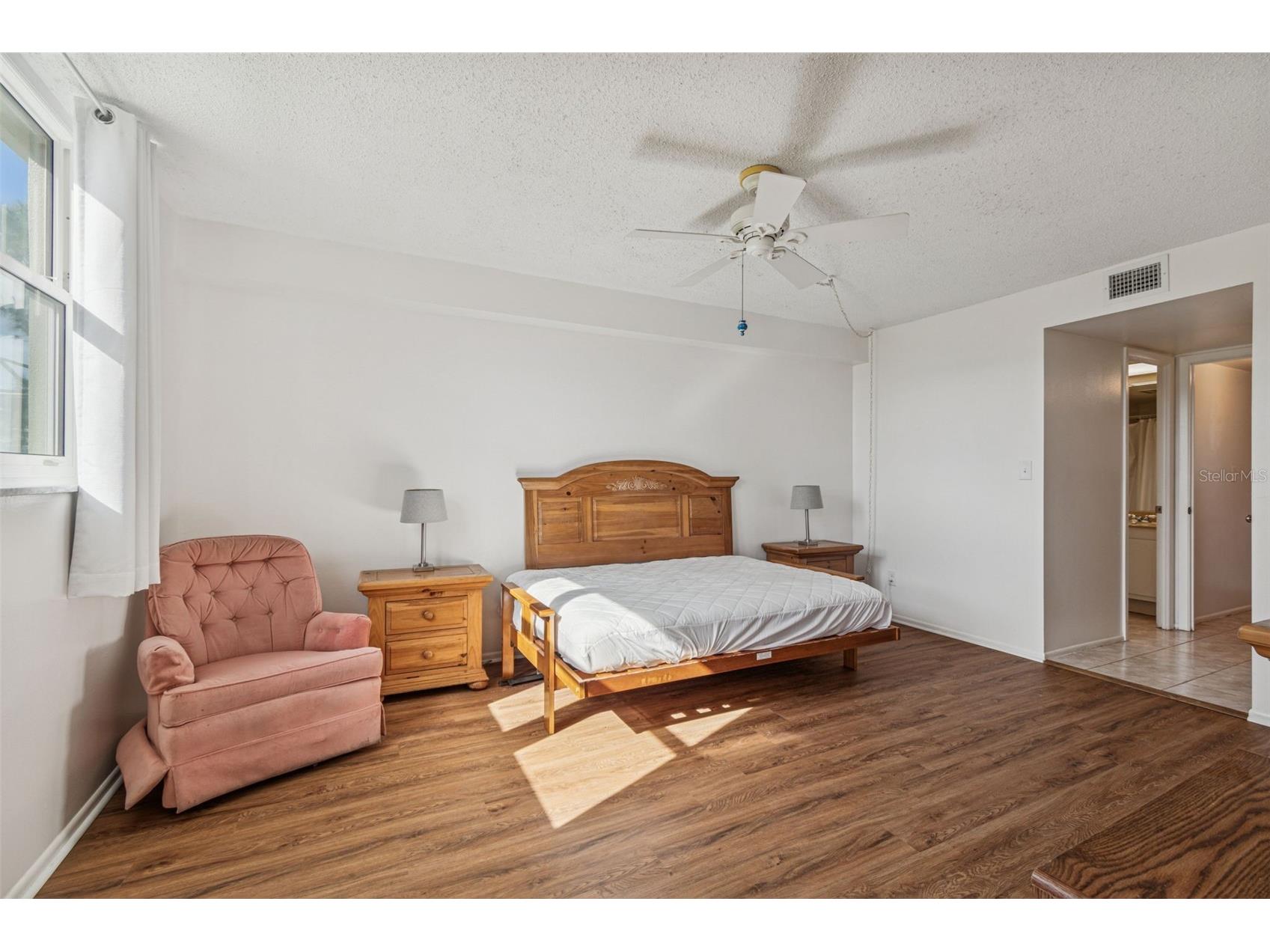 4885 1st Street NE #203 Saint Petersburg FL 33703 TB8464556 image19