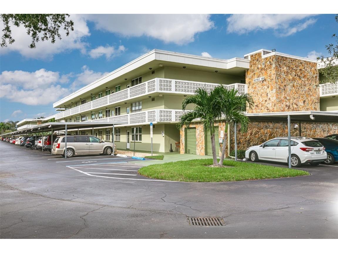 4885 1st Street NE #210 Saint Petersburg FL 33703 U8214177 image1