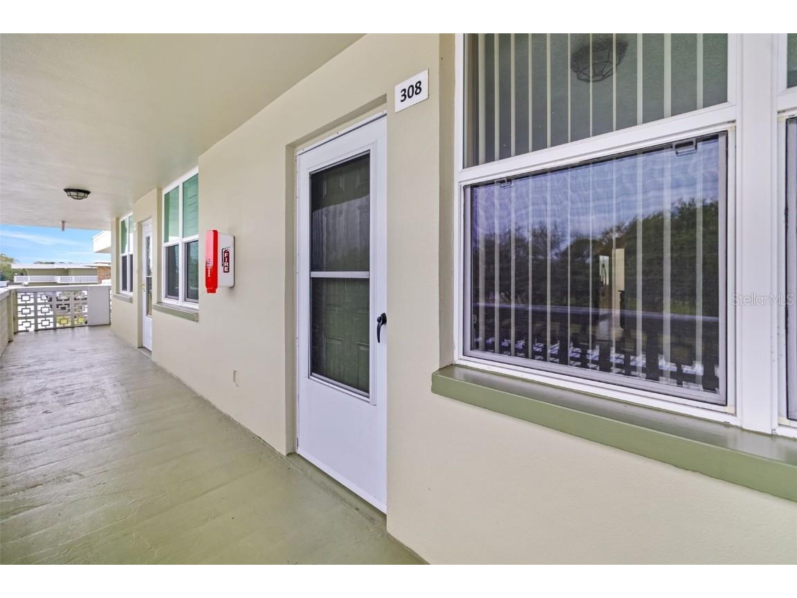 4885 1st Street NE #308 Saint Petersburg FL 33703 A4648186 image1