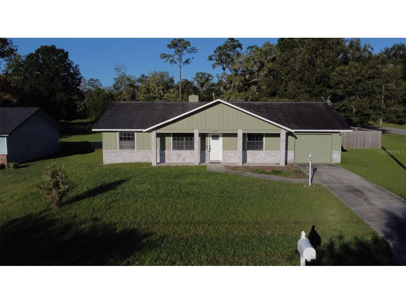 4886 NE 26th Terrace Ocala FL 34479 OM710370 image1