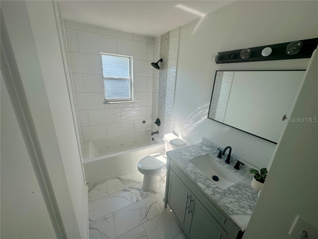 4886 NE 26th Terrace Ocala FL 34479 OM710370 image41