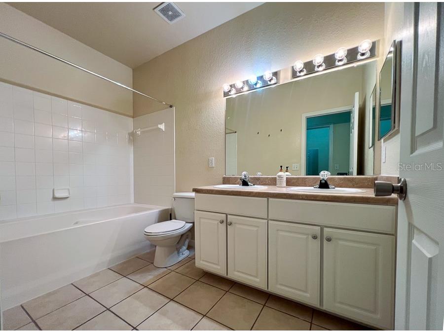 4886 NW 46th Place #106 Gainesville FL 32606 GC533214 image17