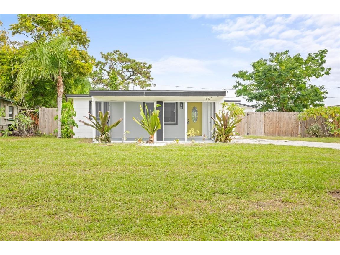 4887 31st Street N Saint Petersburg FL 33714 TB8307179 image1