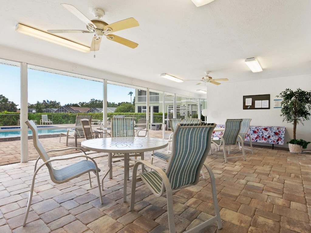 4888 Oak Run Drive Sarasota FL 34243 A4663879 image33