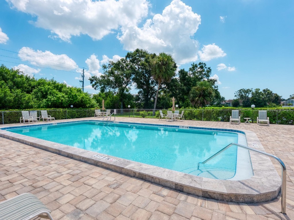 4888 Oak Run Drive Sarasota FL 34243 A4663879 image34